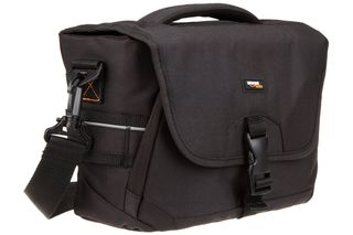 AmazonBasics Medium DSLR Gadget Bag