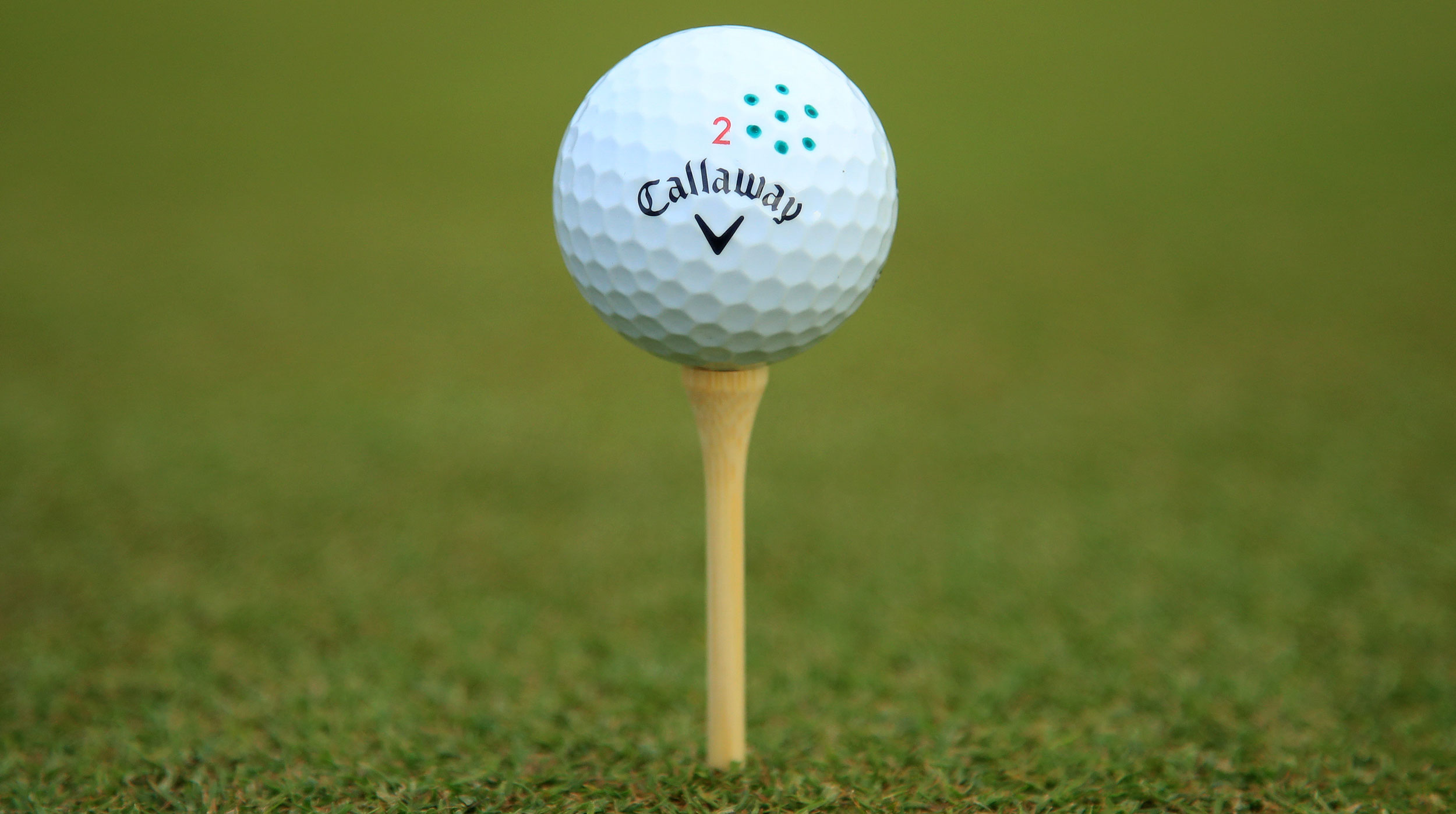I&#039;m Sick Of Seeing Plastic Tees On The Golf Course So I&#039;m Snapping Up These $8 Bamboo Ones At Amazon - they&#039;re durable and enviro-friendly