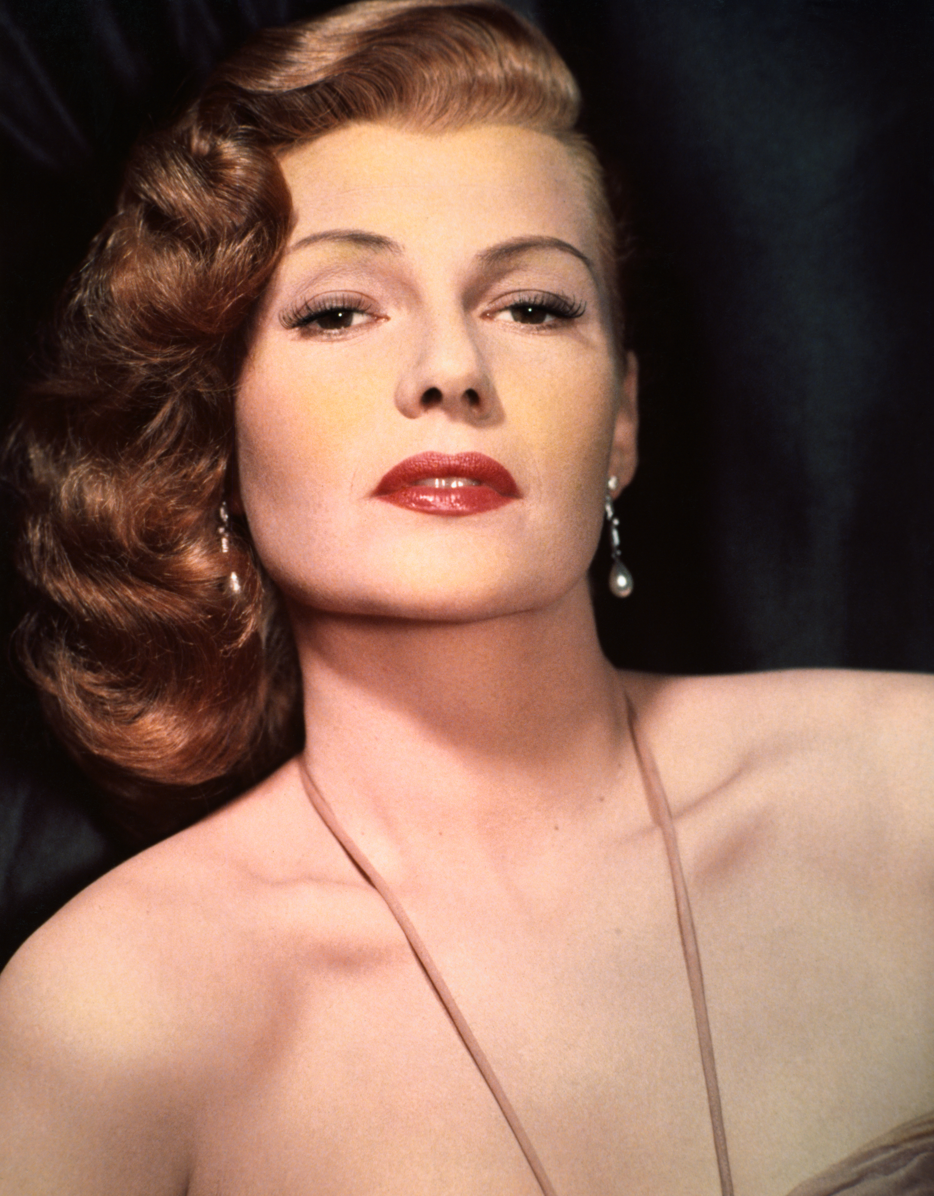 makeup - Rita Hayworth