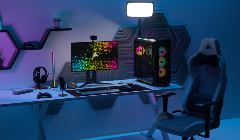 Corsair 18300 desktop setup