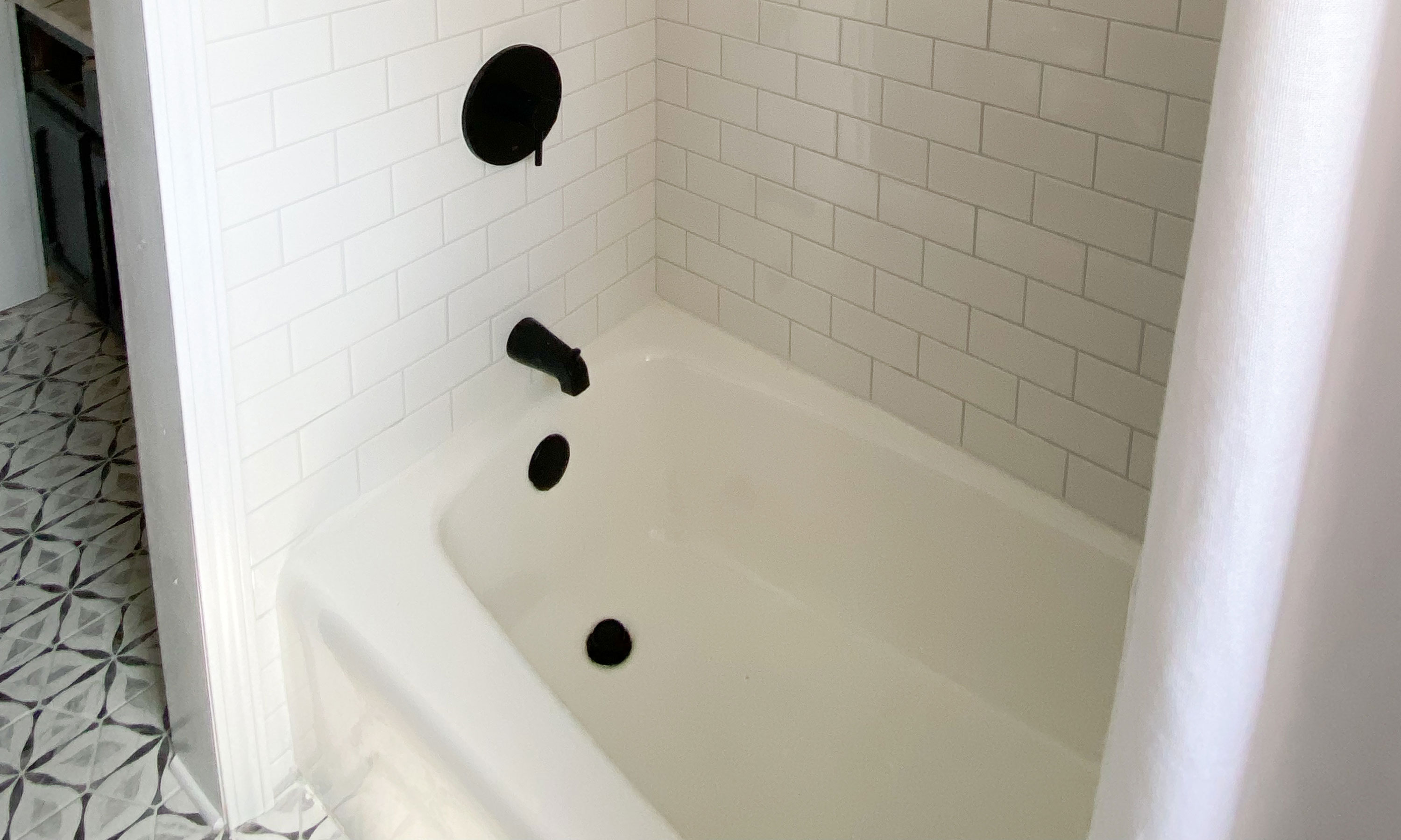 How to Refinish a Bathtub on a Budget 