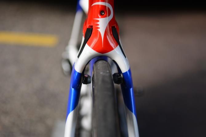 The front end of Bradley Wiggins' custom painted national champions Pinarello Bolide