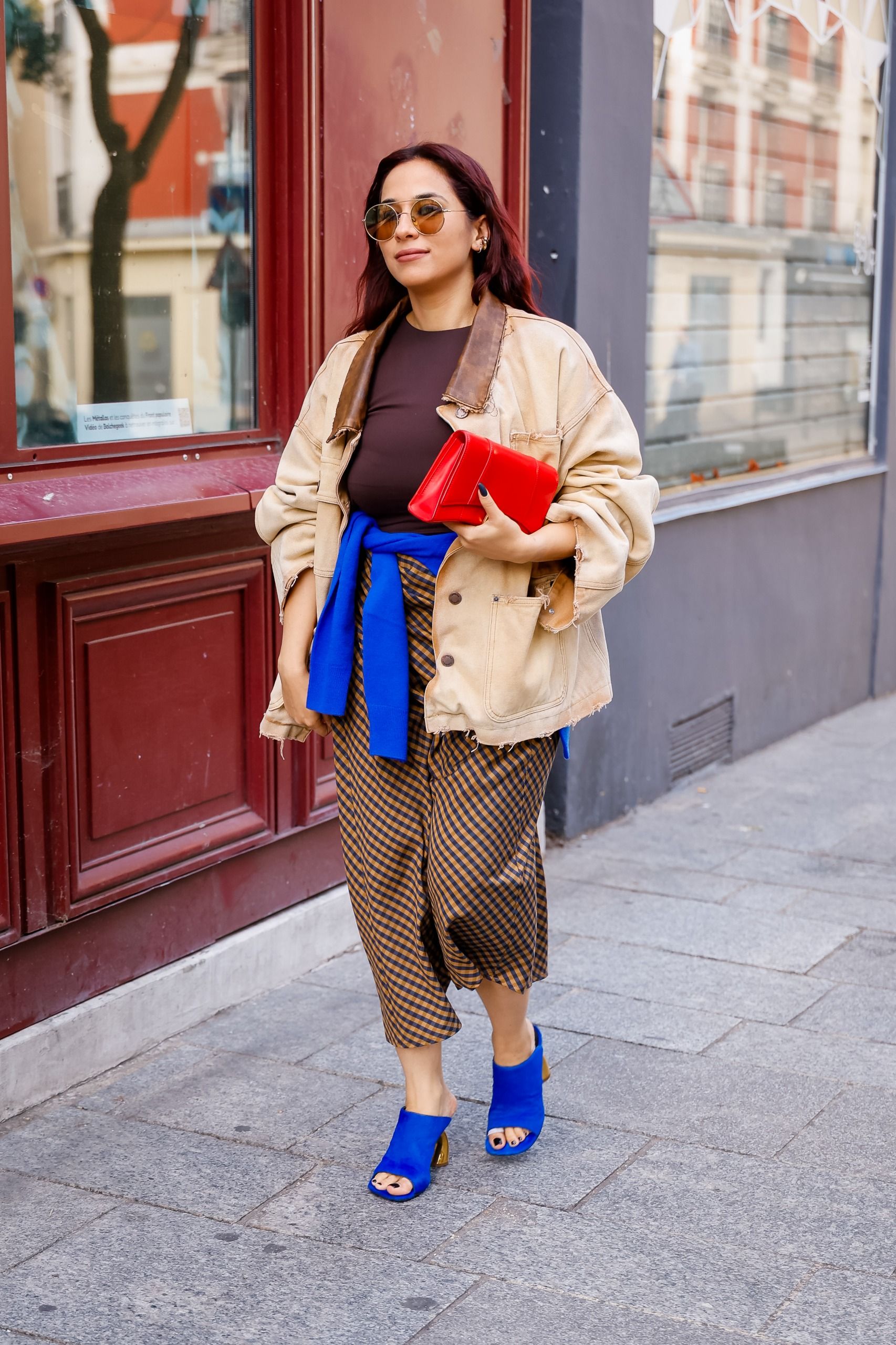 a French girl wearing the cobalt blue color trend at Paris Fashion Week 2026