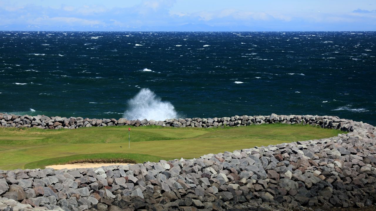 3rd hole at Sudurnesja Golf Club in Gardur, Iceland