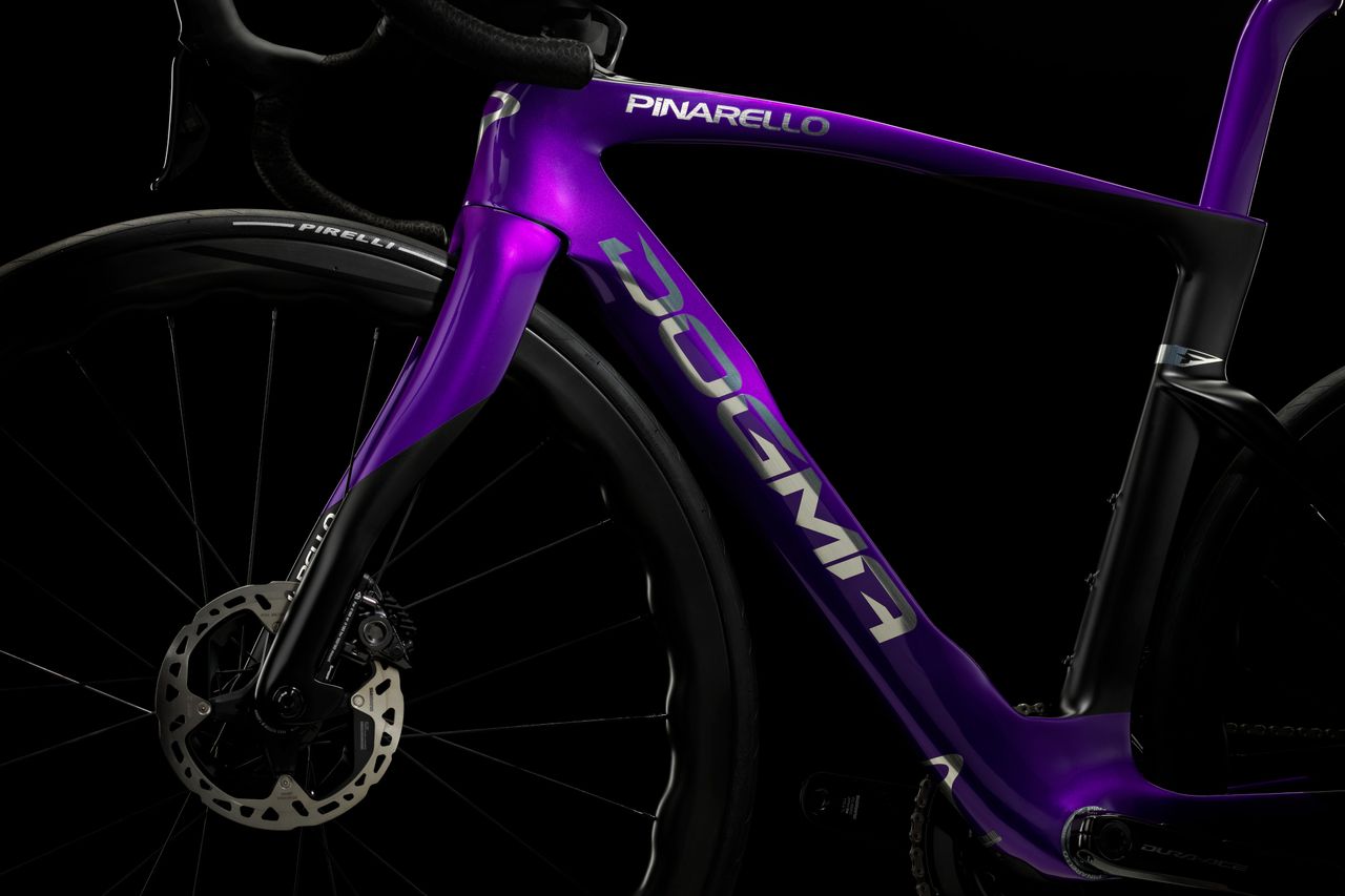 Tech Round Up Pinarello Dogma F in new colours, Zwift updates, Chrome