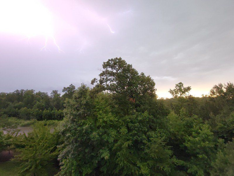 Samsung Galaxy S21 Ultra Lightning Pictures Long Term Review