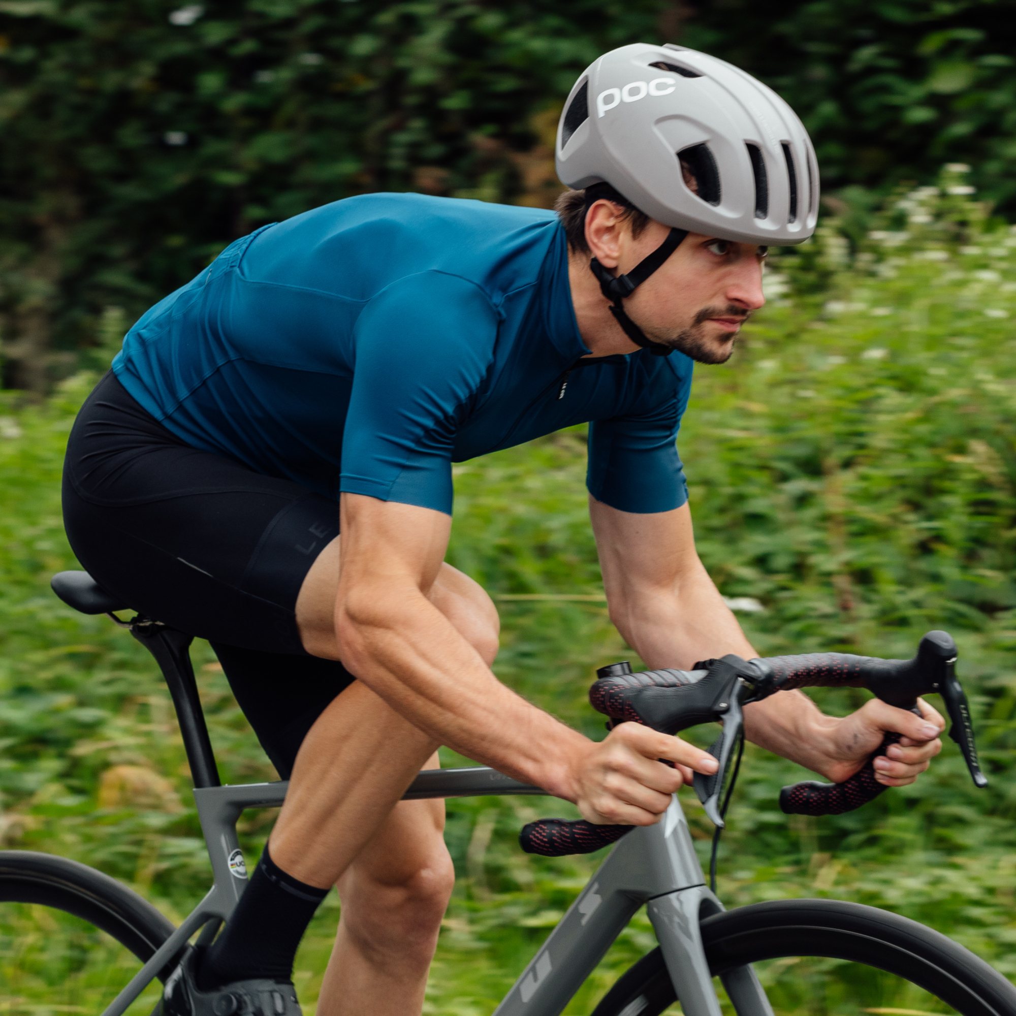 Altura Endurance Mistral Softshell Jacket review | Cycling Weekly