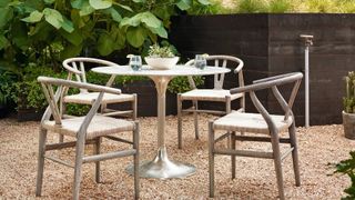 A round outdoor table