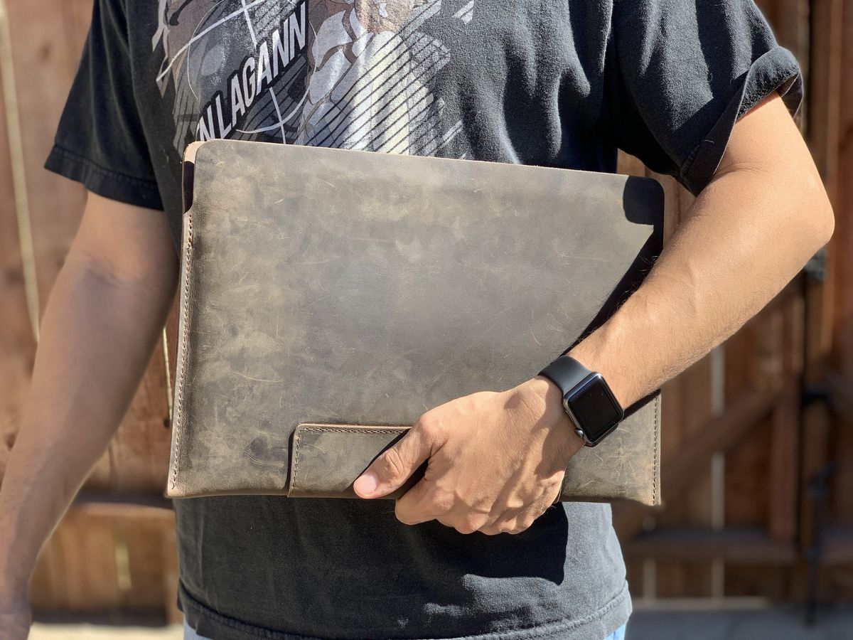 Waterfield Designs VERO Sleeve held in arm side view