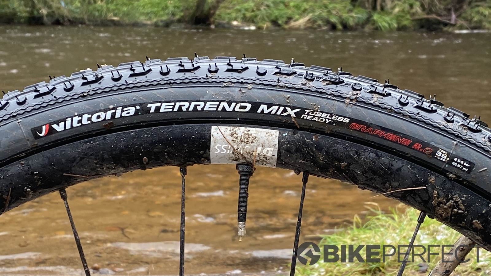 New single Tubular Black/Tan 700x33c Vittoria Terreno Dry Cyclocross Tire 