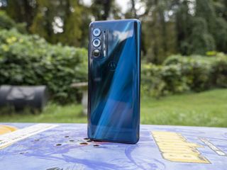 Motorola Edge 2021 Back