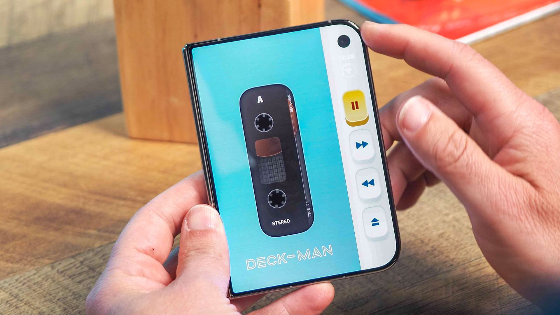 Deck-Man iPhone Duo app
