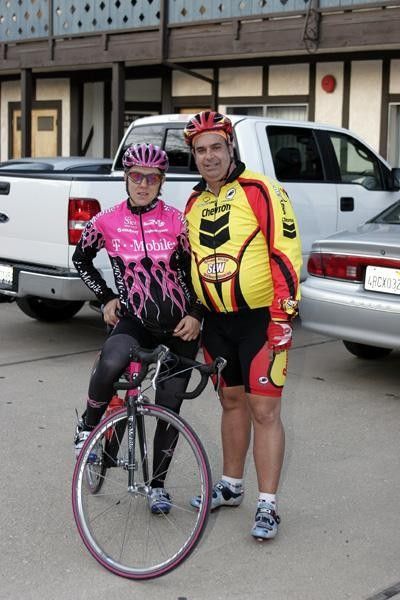 Ina Teutenberg and Cyclingnews photographer Mitch Friedman - after she beat him up on the ride!