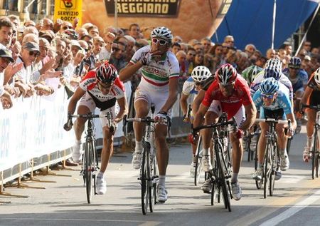 Pozzato starts the celebrations in Cavriago.