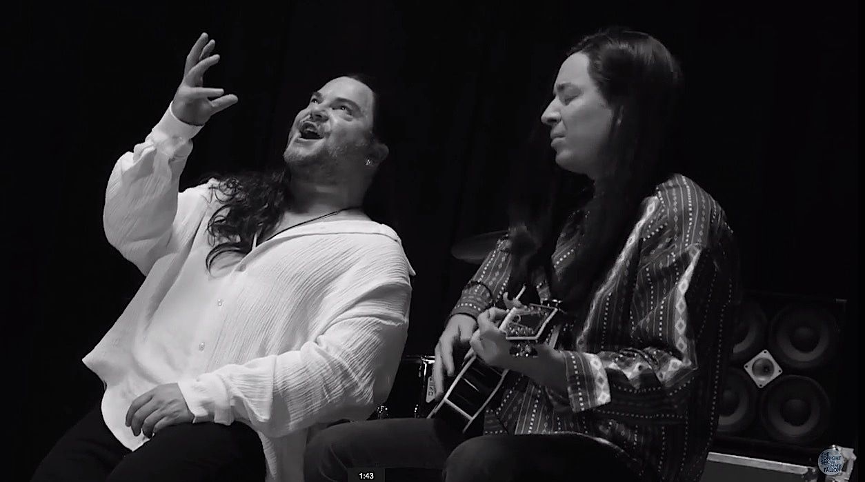 Jack Black and Jimmy Fallon sing &amp;#039;More Than Words&amp;#039;