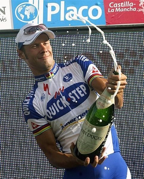 Bubbly time for winner Tom Boonen (Quick Step)