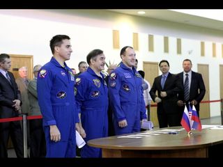 Expedition 35-36 Crew Members Reporting for Duty