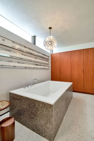 mid-century modern bathroom in Beverly Hills