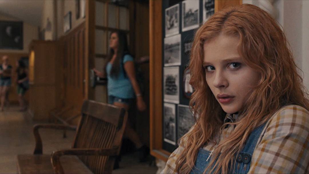 Chloe Grace Moretz as Carrie White