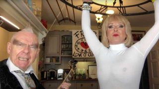 Toyah and Robert Fripp letting loose in their kitchen