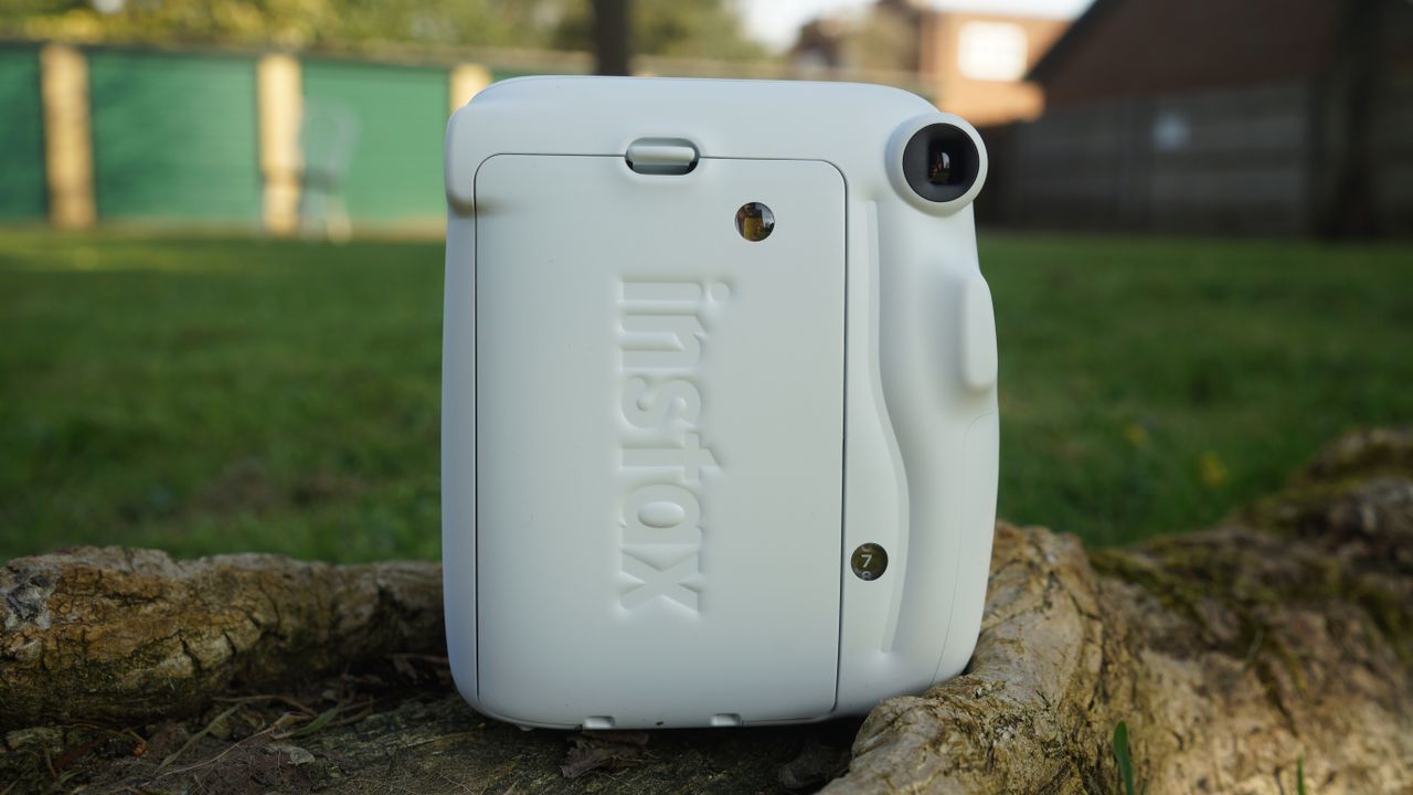 Fujifilm Instax Mini 11 HERO