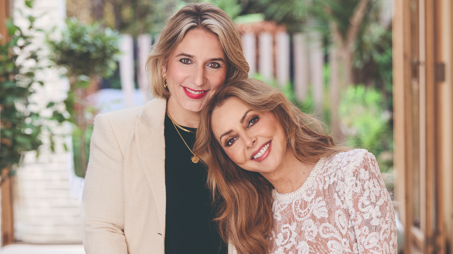 Hannah Fernando and Carol Vordermon