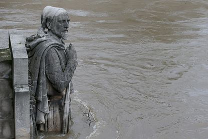 The Zouave statue on the Pont de l'Alma