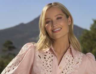 TV tonight Laura Whitmore welcomes the new Love Island contestants.