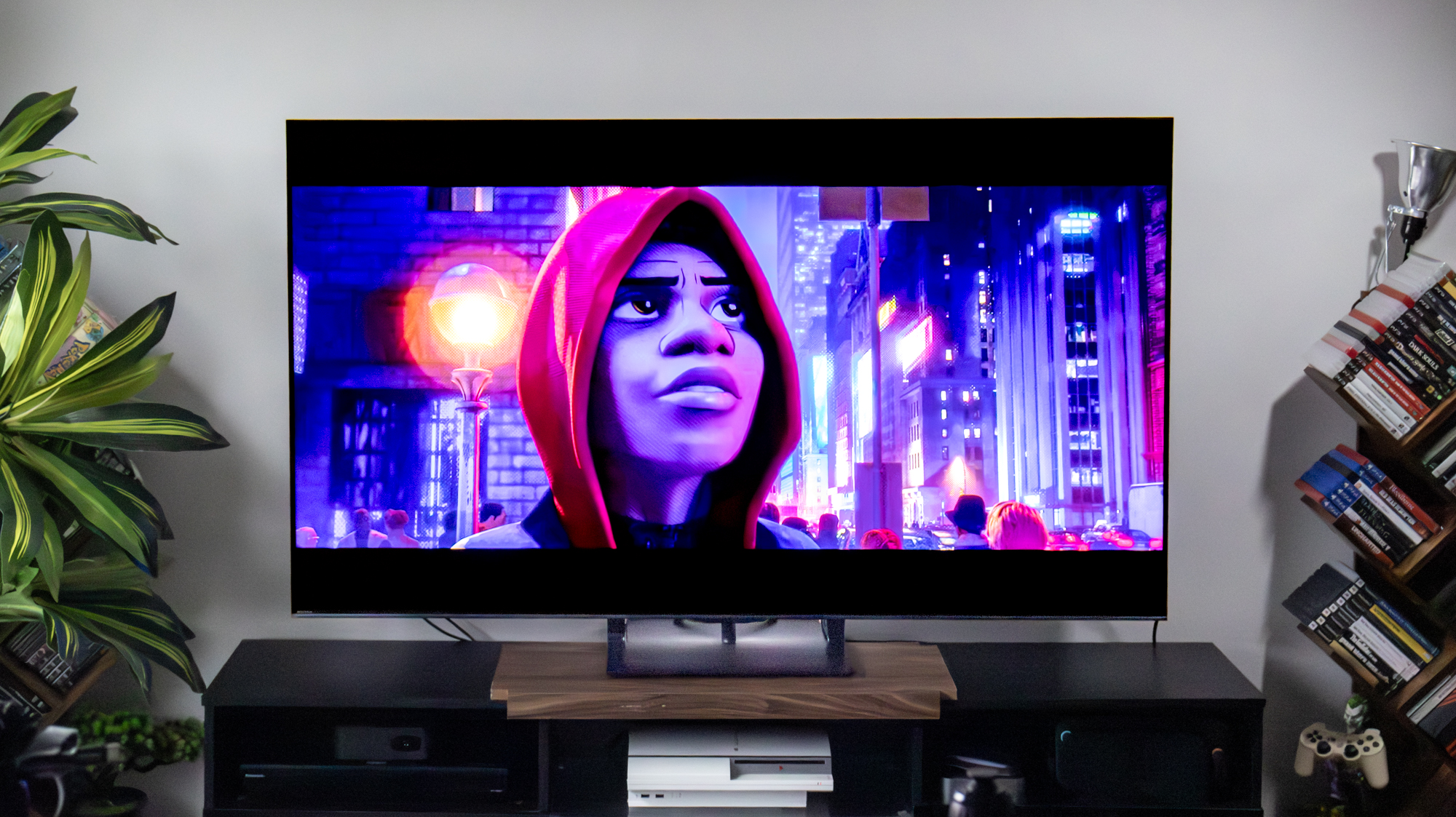 Hisense U75QG Mini-LED TV in an apartment