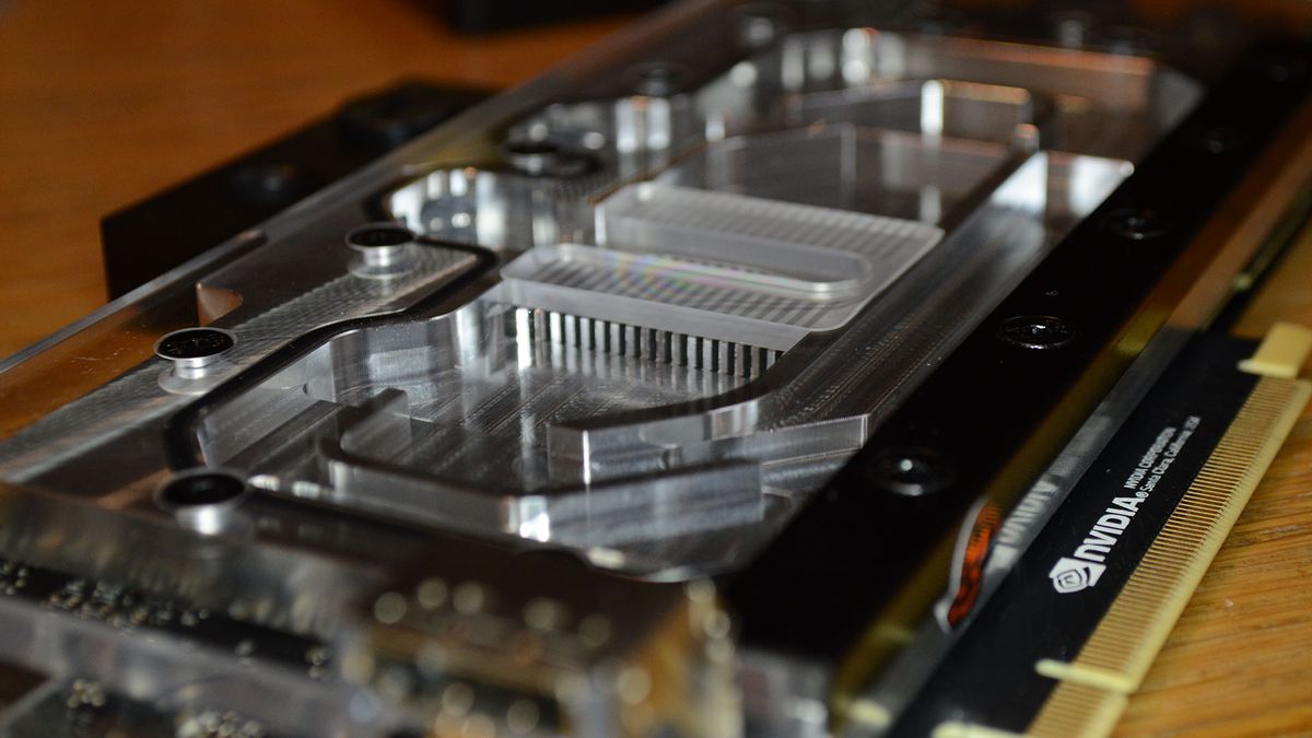 EKWB fitted to Nvidia RTX 2080