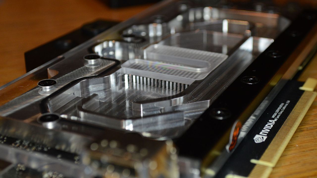 EKWB fitted to Nvidia RTX 2080