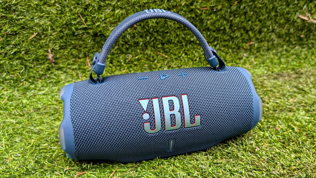 thumbnail interactive-video image 1 of JBL Charge 6 Portable Waterproof Bluetooth Speaker – Camo | Metro Home Centre South Africa | Appliances, Furniture & Home Décor 1 of 11