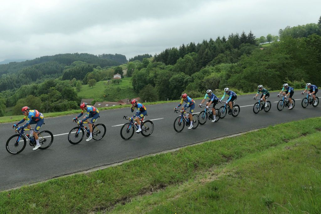 Stage 2 of the Crit&eacute;rium du Dauphin&eacute; was raced under cloudy skies