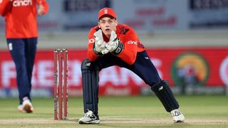 England keeper Jamie Smith taking the ball