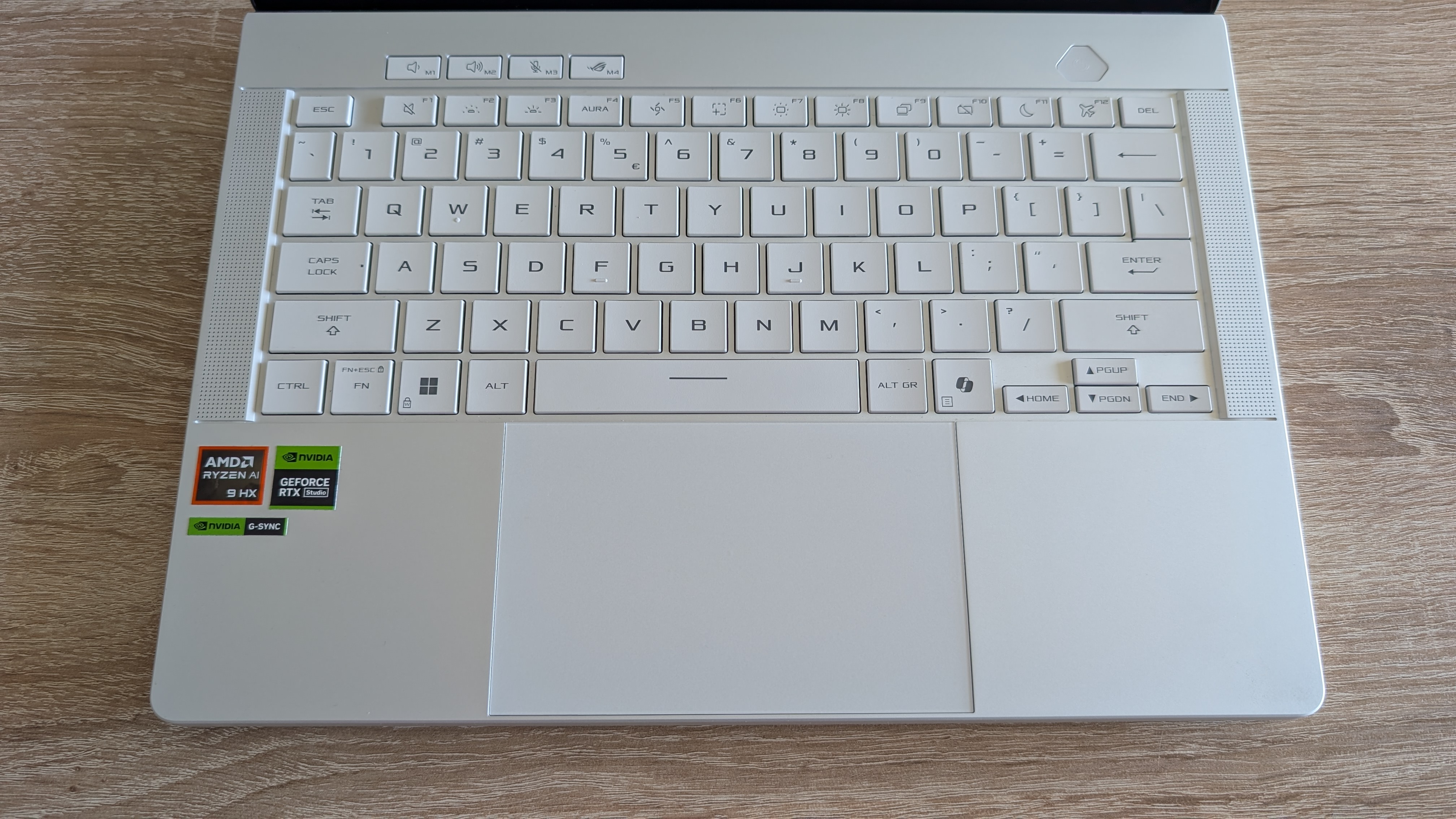 ASUS ROG Zephyrus G14 (2025)
