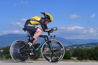 Steven Kruijswijk racing the Giro d'Italia's 10th stage