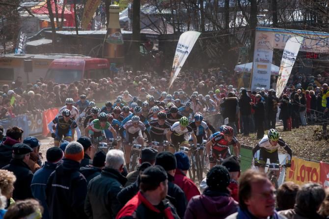 The start of the elite women's cross country