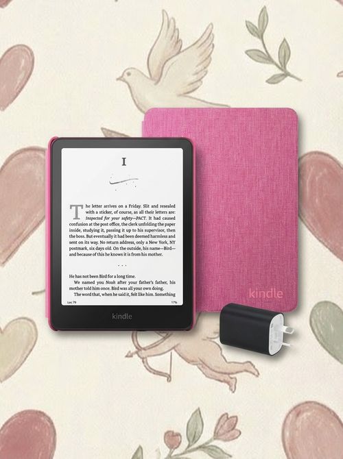 Kindle Paperwhite Essentials Bundle