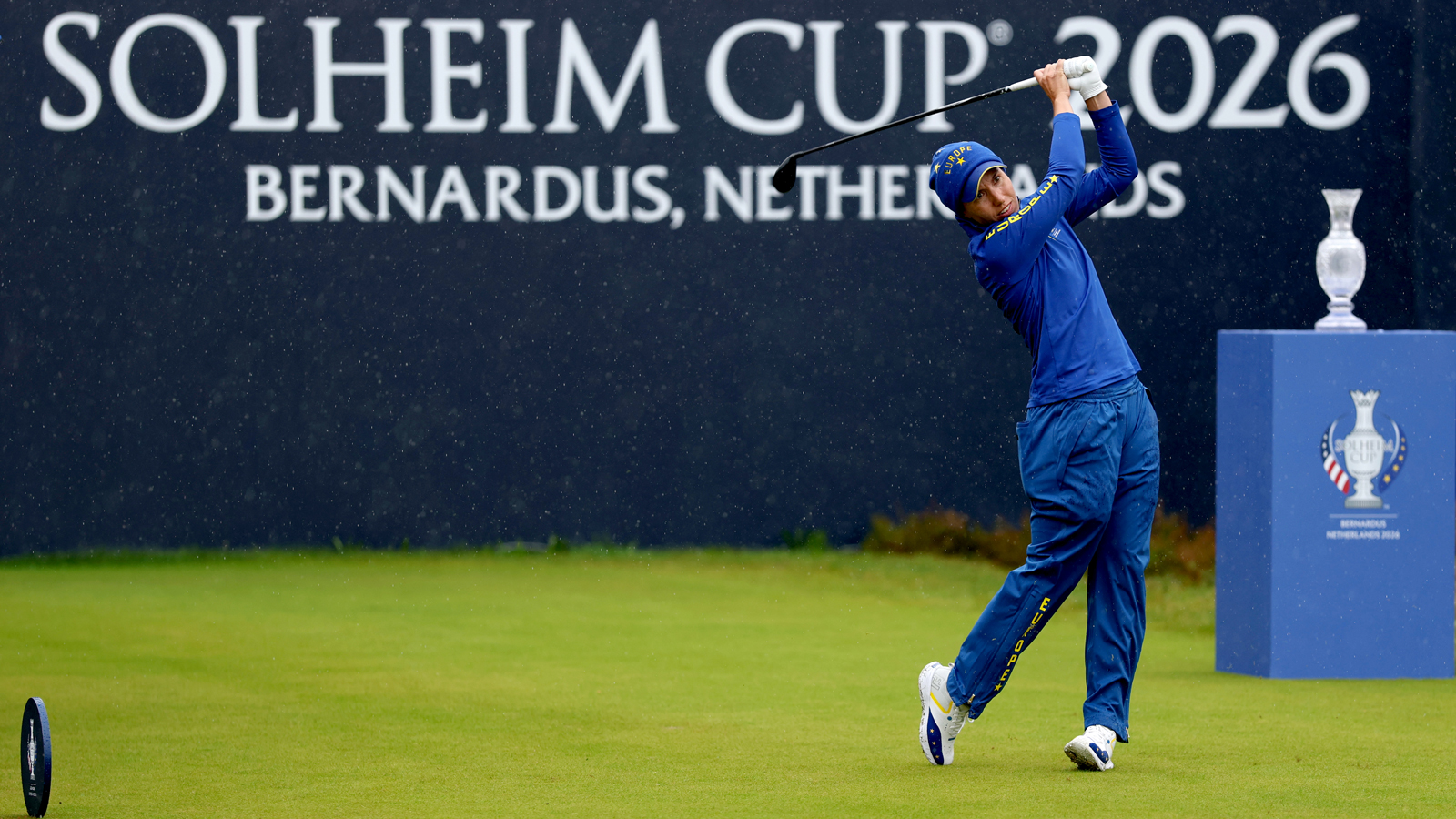 Carlota Ciganda hits a tee shot
