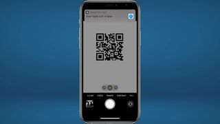 how to scan qr code ios