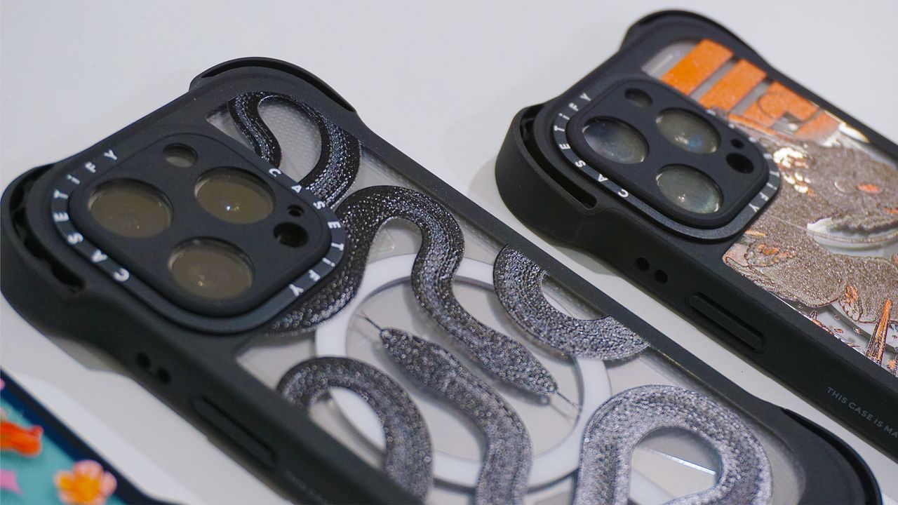 Casetify iPhone 15 Pro Ultra Bounce back close up angled