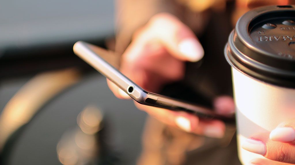 Report warns 'potentially lethal' knock-off phone 