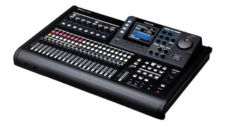 TASCAM DP-32SD Portastudio