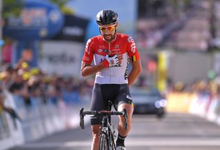 Thomas De Gendt wins stage 2 at Tour de Romandie