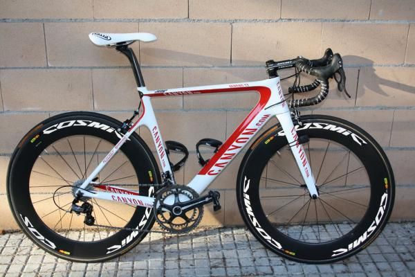 Philippe Gilbert (Omega-Pharma Lotto) has been using Canyon's new Aeroad CF model at the team training camp on the Spanish island of Mallorca.