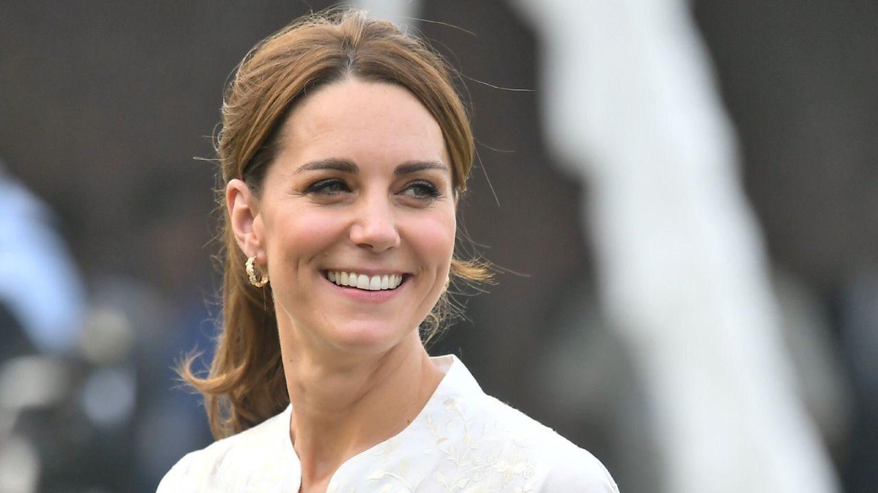 Kate Middleton gave Prince George and Princess Charlotte personal classes on one of her favorite hobbies this summer 