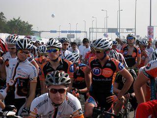 Motorpoint at the start, Tour de Mumbai 2011