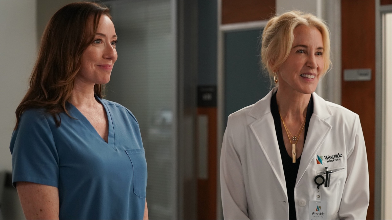 Molly Parker and Felicity Huffman playing doctors in Fox&#039;s Doc Season 202