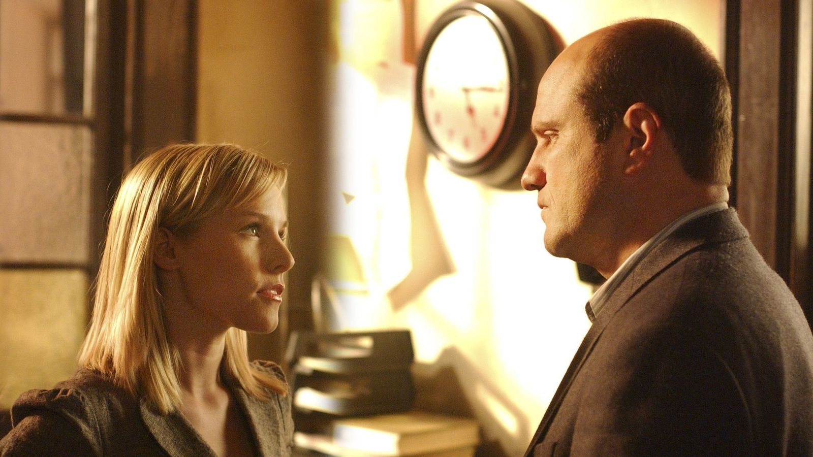 How Did Veronica Mars End? Veronica Mars Season 3 Ending, Explained Marie Claire