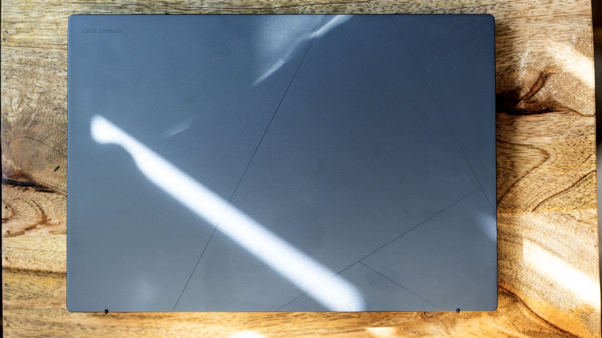 Asus ZenBook Duo 2025